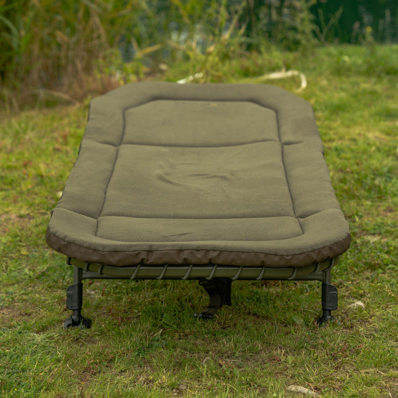 Avid Carp Benchmark Ultra Bedchairs